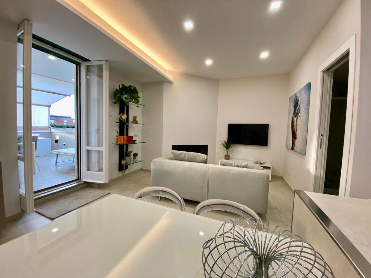 Apartment Le Con Terrazzo Abitare Rome