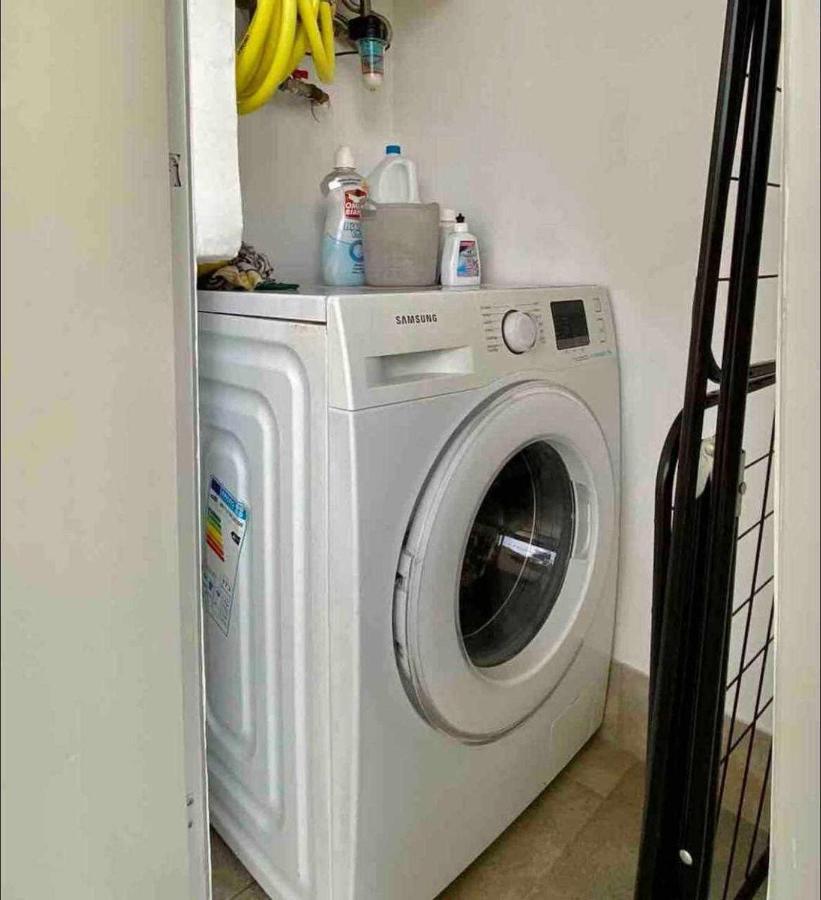 Apartment Le Con Terrazzo Abitare Rom